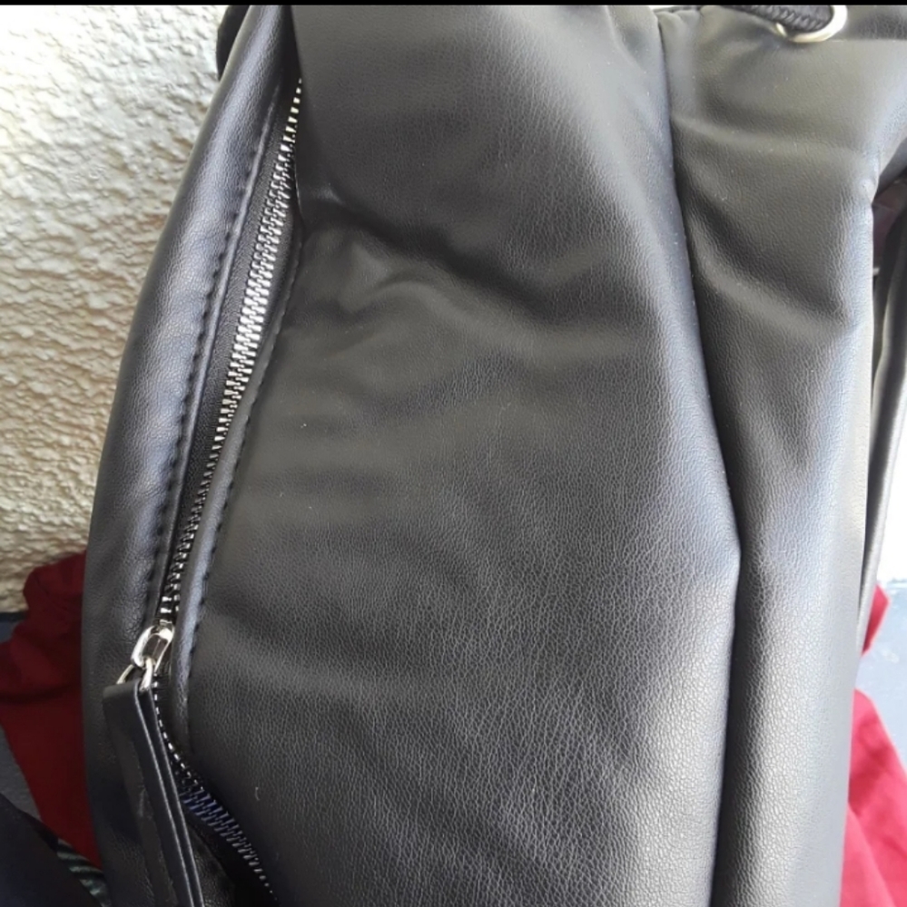 Big Leather Drawstring Backpack - image 3